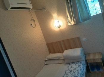 Wuhan Wansongyuan Guoshun Hostel Экстерьер фото
